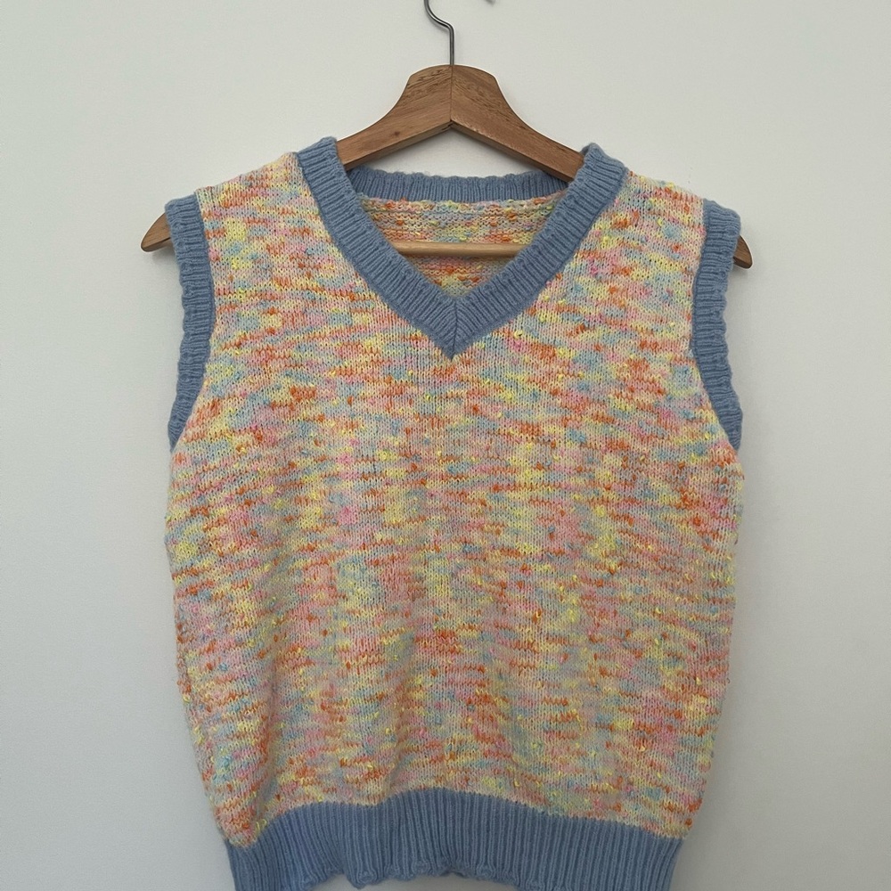 Multicolor Knit Sleeveless Sweater Vest